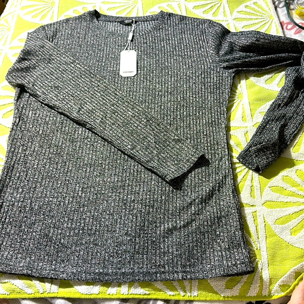 Men’s long sleeve shirt